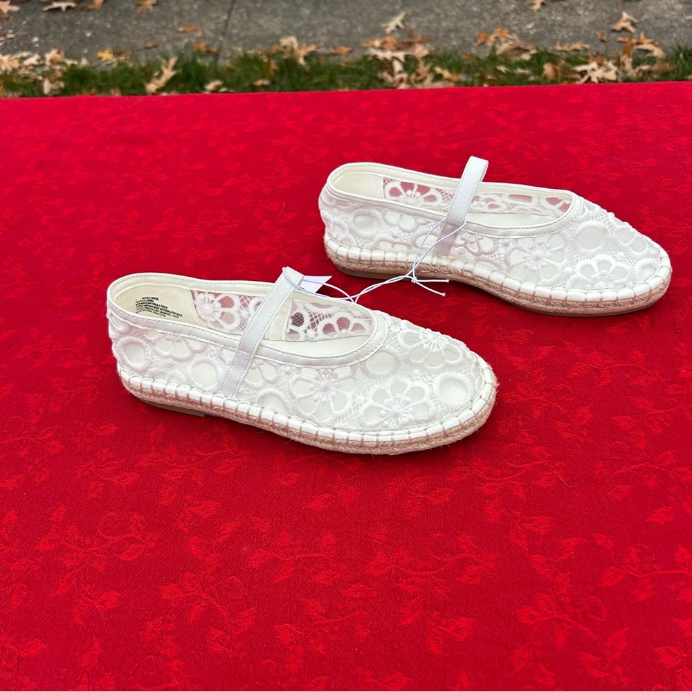 Women's‎ Celia Floral Lace Mary Jane Espadrille Flat by universal thread size 7